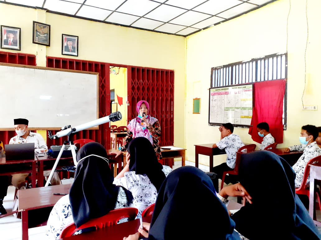 STKIP Garap Daerah Perbatasan OKUT-OKUS Melalui PKM