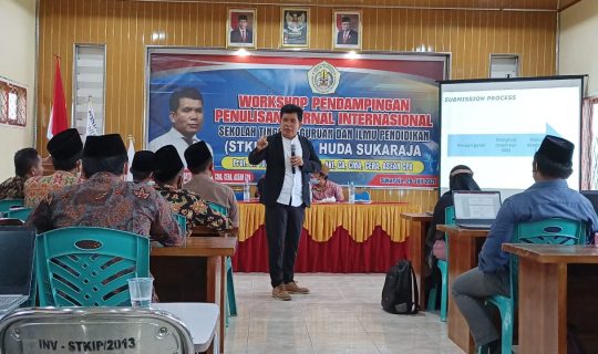 Motivasi Prof Tulus: Penulis Yang Baik Adalah Pembaca Yang Baik