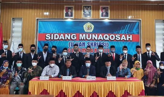 Mahasiswa Ikuti Munaqasah Periode III