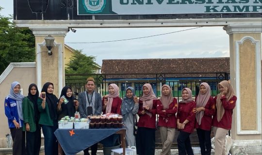 Ramadhan Berkah, Selain Membersihkan Masjid, HIMA PGMI UNUHA Santuni Yatim Piatu